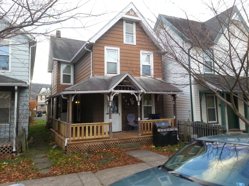823 West Second Street